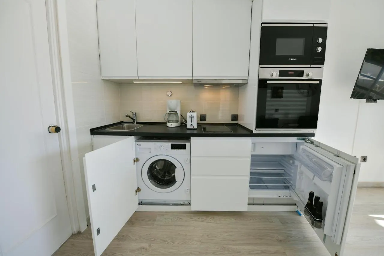 Apartment Benal Beach Sea Front Holiday Home Benalmadena Spain